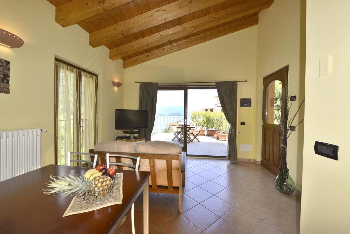 Crotto Letizia Apartment Argegno Bagian luar foto
